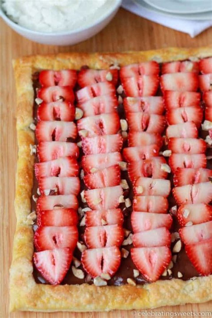 Nutella Tart with Strawberries