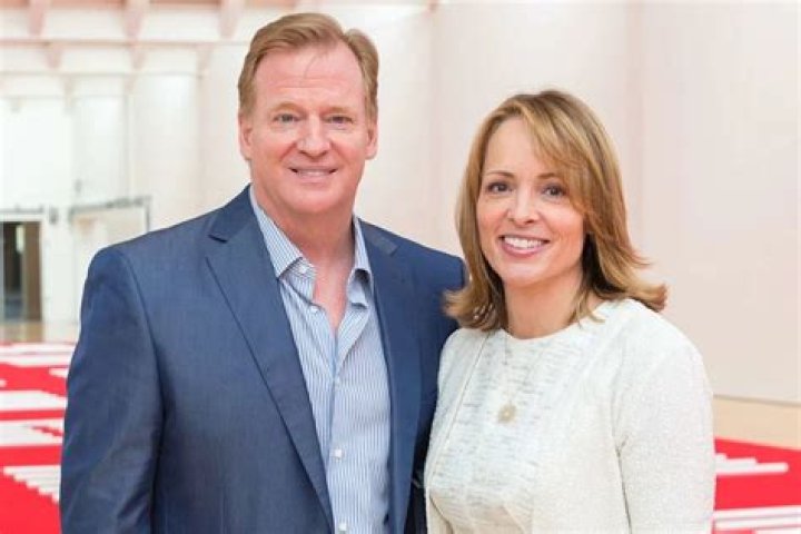 Roger Goodell’s successful married life with Jane Skinner and his rise from intern to Commissioner of NFL